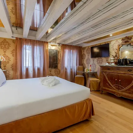 Ca Dell'arte Bed & Breakfast 4*