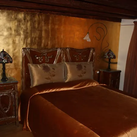 Ca Dell'arte Bed & Breakfast 4*