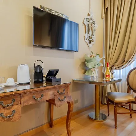 卡德尔阿特酒店 4*