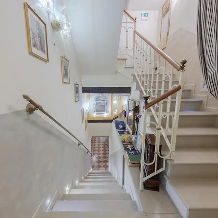 卡德尔阿特酒店 4*