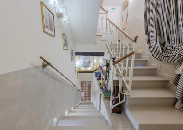 卡德尔阿特酒店 4*